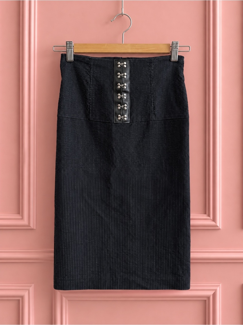 Y2K Black Pinstripe Pencil Skirt With Hook & Eye Closure Size S